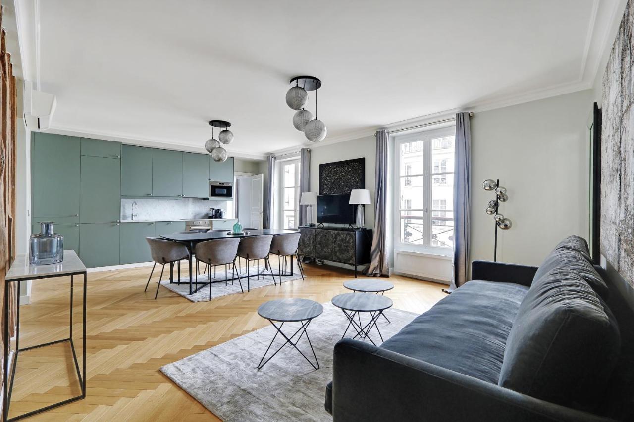 Pick A Flat'S Apartments In Montmartre - Rue Lepic Paris Exterior photo