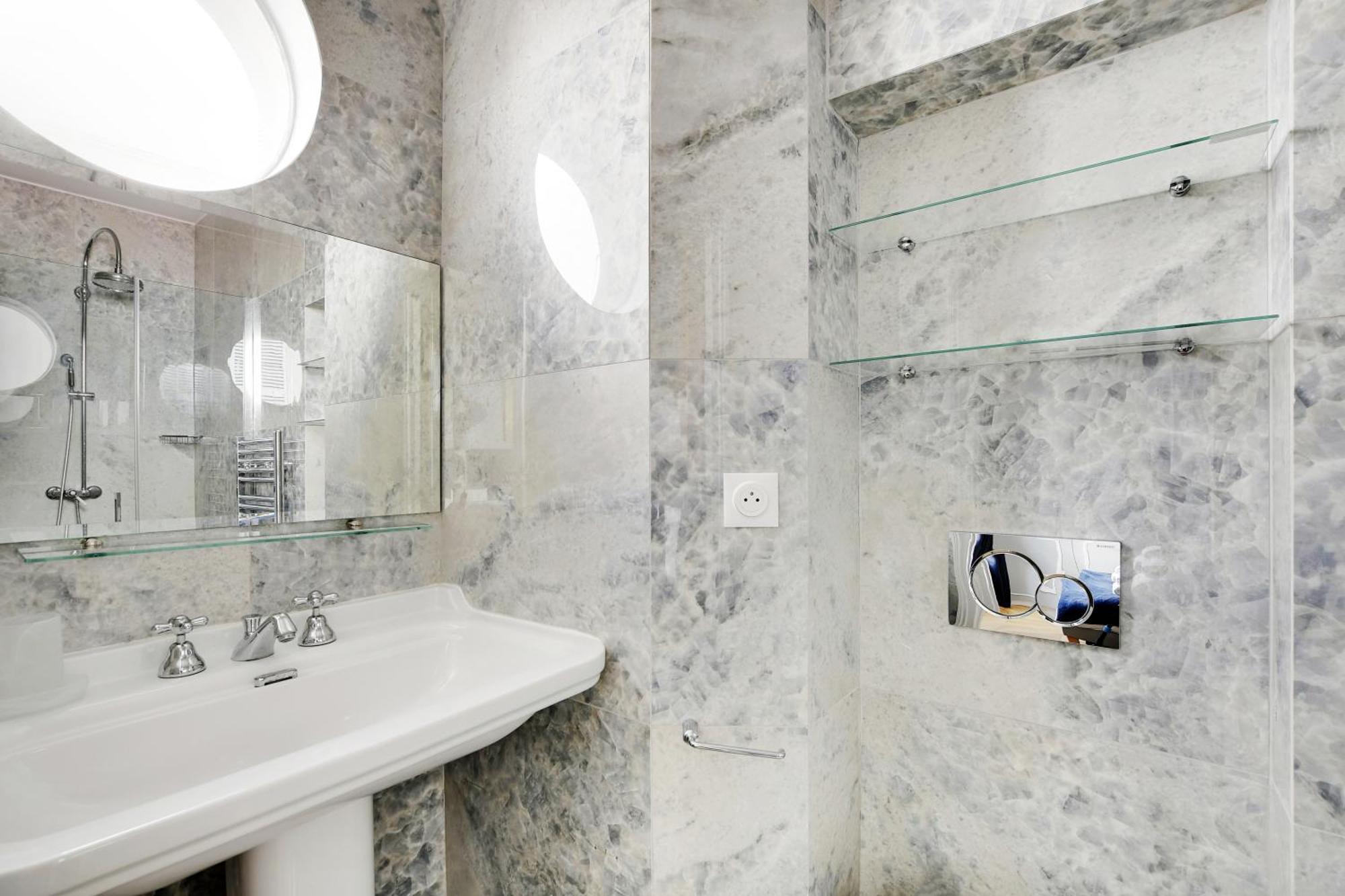 Pick A Flat'S Apartments In Montmartre - Rue Lepic Paris Exterior photo